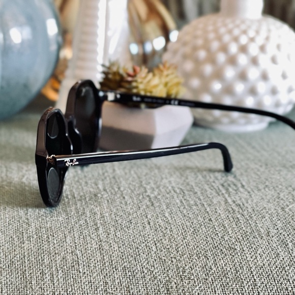 NOT FOR SALE•SOLD•Ray Ban Thalia Polarized Sunglasses - Picture 4 of 7